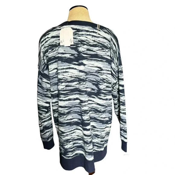 NWT Wonderly plus Studio Womens BLUE Tye Dye Long Sleeve Sweat Shirt Size 1XPLUS - Picture 3 of 7